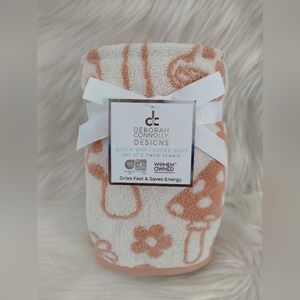 Deborah Connolly Mushroom Hand Towels Set
